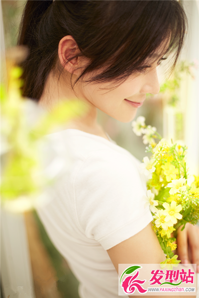 盤點(diǎn)女生最新時尚發(fā)型 清新發(fā)型能給你嫵媚氣質(zhì)