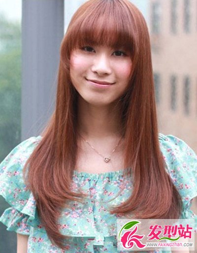 美麗時(shí)尚的中長發(fā) 打造優(yōu)雅唯美氣質(zhì)