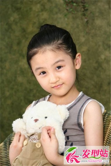 小女孩發(fā)型大盤點(diǎn) 打造最可愛(ài)的小小淑女