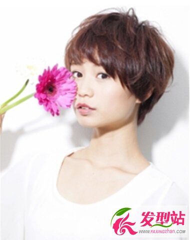 方臉女生的時尚短發(fā)發(fā)型 打造最時尚方臉短發(fā)美女