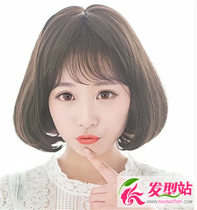 空氣感劉海短發(fā)波波頭