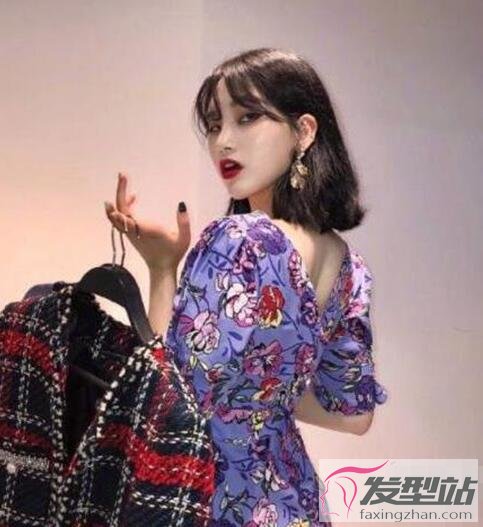 女生齊脖短發(fā)發(fā)型