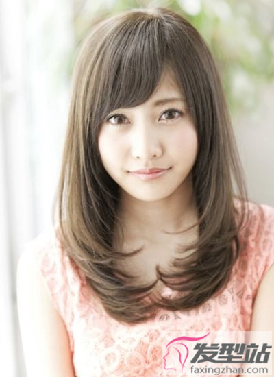 瘦長臉女孩適合梨花燙或大波浪燙嗎 長臉女生適合的梨花燙