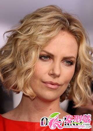 Charlize TheronƝ·