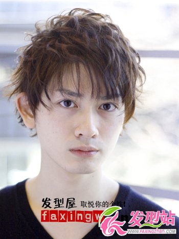 2012年最新日系男士發(fā)型 流線感發(fā)絲潮流今年