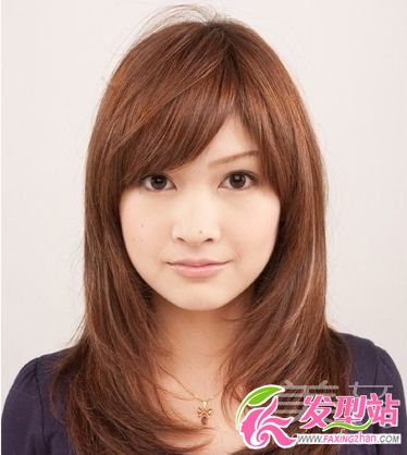 隨意“十字發(fā)髻”DIY 女人味倍增