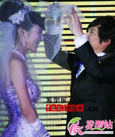 Beyond成員葉世榮與張偉鈴結婚現場照片