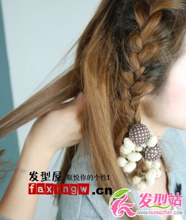 教你如何扎長(zhǎng)頭發(fā) 教你扎長(zhǎng)頭發(fā)步驟
