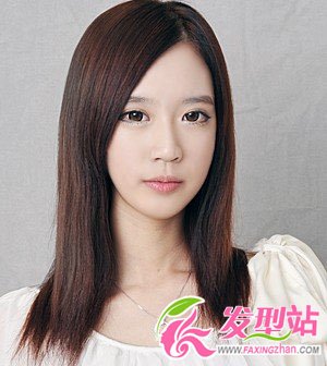 中長(zhǎng)直發(fā)發(fā)型