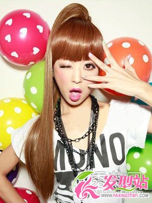 2012馬尾新扎法 引領(lǐng)秋冬秋冬發(fā)型時(shí)尚