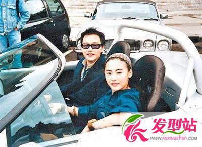張國(guó)榮把自己護(hù)身符送給了她