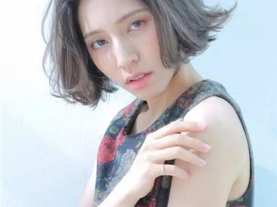 2018¶̰l(f)Ů L̰l(f)