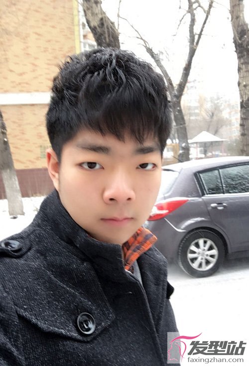 男生燙頭發(fā)的類型種類 打造暖男風格卷發(fā)造型
