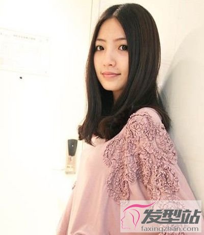2016中分梨花頭圖片 蓬松微燙梨花頭